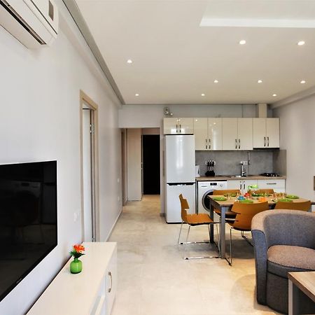 Apartment In City Center เยเรวาน ภายนอก รูปภาพ