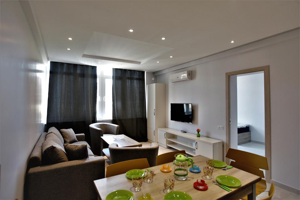 Apartment In City Center เยเรวาน ภายนอก รูปภาพ