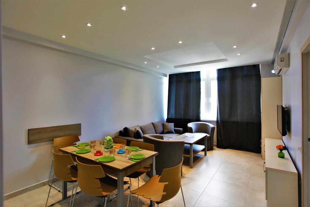 Apartment In City Center เยเรวาน ภายนอก รูปภาพ