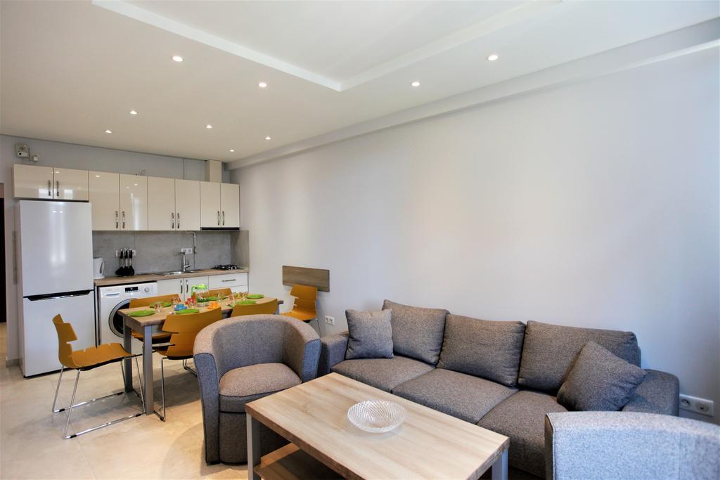 Apartment In City Center เยเรวาน ภายนอก รูปภาพ